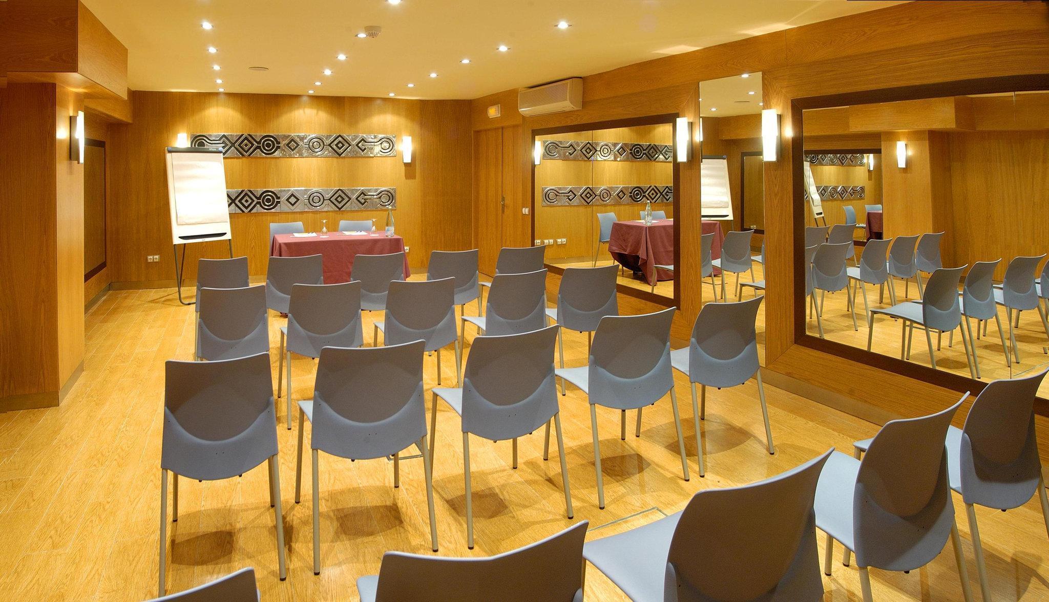Evenia Rocafort Barcelona Business photo